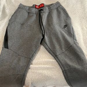 Nike tech fleece sweatpants